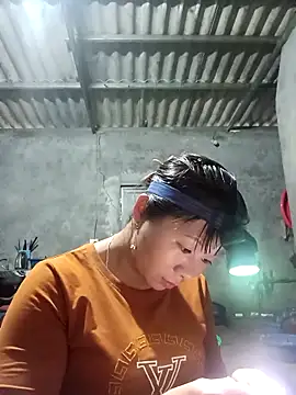 Snapshot of vangkt-cute chatting on 8, 3, 2026 vangkt-cute online show from 8, 3, 2026