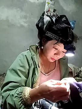 vangkt-cute online show from 23, 11, 2025