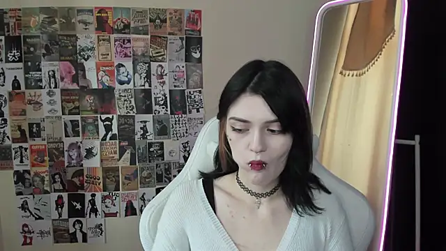 EmmaDarkk online show from 15, 11, 2025