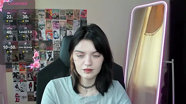 EmmaDarkk online show from 13, 11, 2025