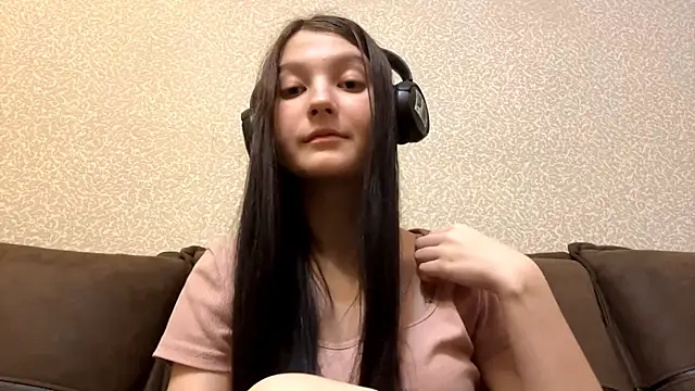 AurorAurora online show from 3, 12, 2025