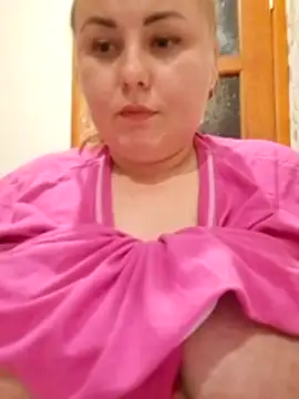 Moumy girl online show from 11, 11, 2025