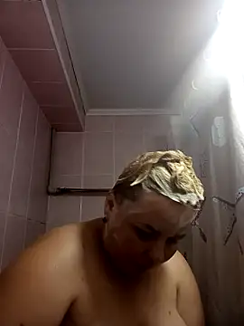 Moumy girl online show from 28, 11, 2025