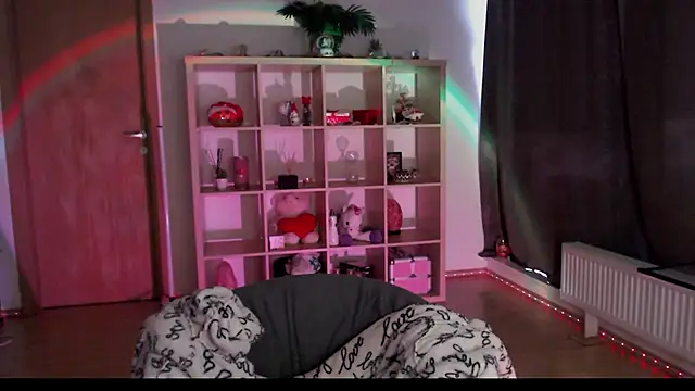 MissyDior8 online show from 16, 12, 2025