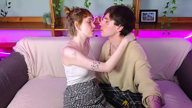 Danny loves Mary online show from 28, 5, 2026