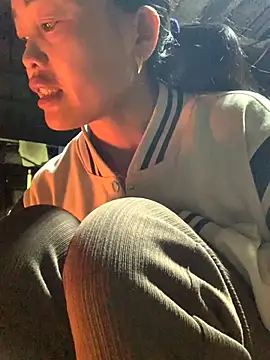 phuong cute online show from 12, 11, 2025