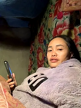 phuong cute online show from 14, 11, 2025