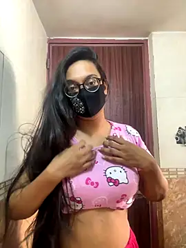 Snapshot of Saguphtah_Chattergy_22 chatting on 19, 11, 2025 Saguphtah Chattergy 22 online show from 19, 11, 2025