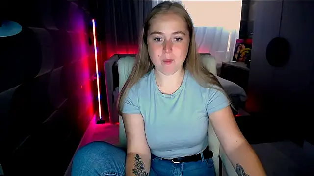 Kate Moan online show from 30, 7, 2026