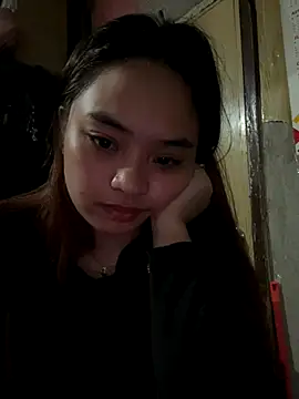 pinayyours18 online show from 19, 11, 2025