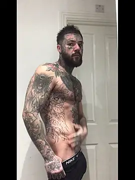 Snapshot of magicmichaell chatting on 1, 12, 2025 magicmichaell online show from 1, 12, 2025