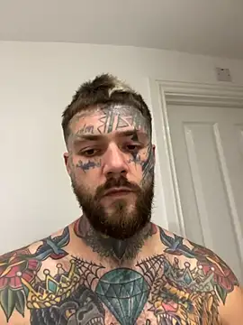 Snapshot of magicmichaell chatting on 3, 12, 2025 magicmichaell online show from 3, 12, 2025