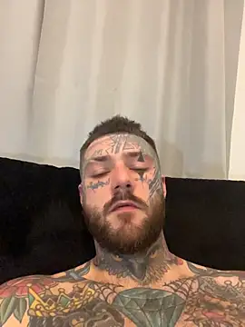 Snapshot of magicmichaell chatting on 15, 3, 2026 magicmichaell online show from 15, 3, 2026