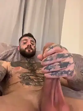 Snapshot of magicmichaell chatting on 21, 2, 2026 magicmichaell online show from 21, 2, 2026