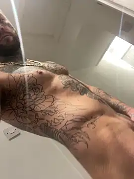 Snapshot of magicmichaell chatting on 10, 11, 2025 magicmichaell online show from 10, 11, 2025