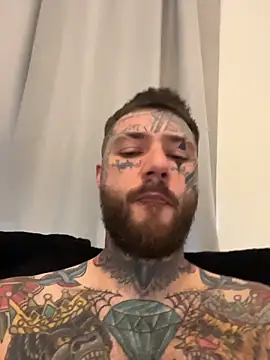 Snapshot of magicmichaell chatting on 11, 3, 2026 magicmichaell online show from 11, 3, 2026