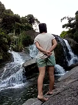 -Huong-99 online show from 13, 11, 2025