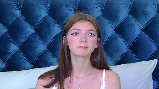 Snapshot of SophiaProve chatting on 5, 2, 2026 SophiaProve online show from 5, 2, 2026