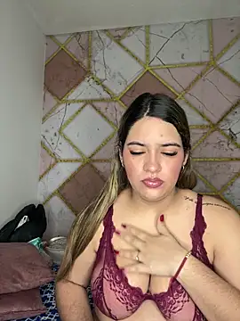 Amira Malia online show from 14, 4, 2026