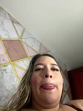 Amira Malia online show from 28, 4, 2026
