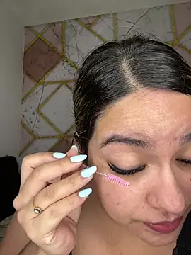 Amira Malia online show from 8, 4, 2026