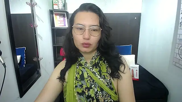 Snapshot of koral_purple chatting on 22, 11, 2025 koral purple online show from 22, 11, 2025