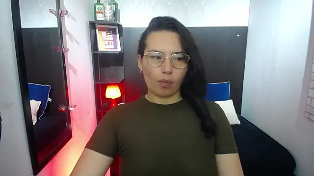 Snapshot of koral_purple chatting on 26, 11, 2025 koral purple online show from 26, 11, 2025