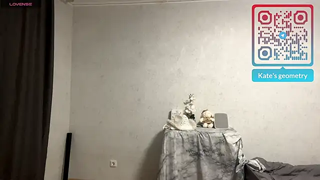 StacySanchez online show from 12, 11, 2025