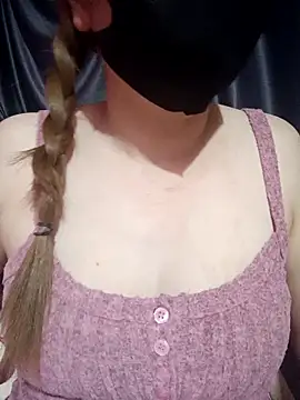 MiHeni online show from 17, 4, 2026