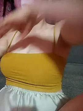 Snapshot of MiHeni chatting on 22, 12, 2025 MiHeni online show from 22, 12, 2025