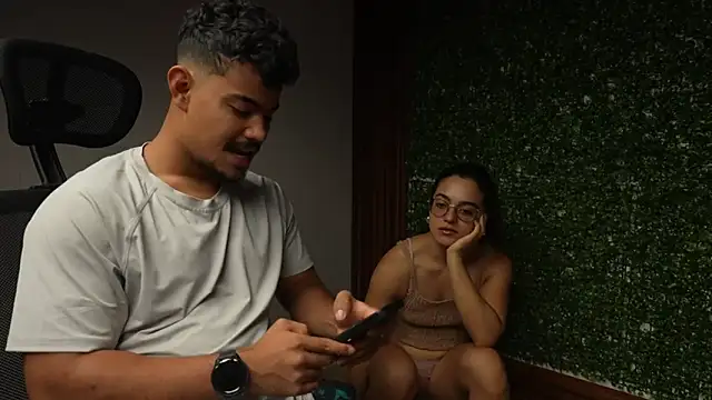 crimson heart1 online show from 2, 12, 2025