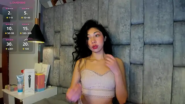 Emmaskinny online show from 27, 11, 2025