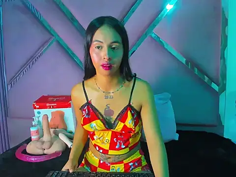 CloeMorenti  online show from 14, 11, 2025