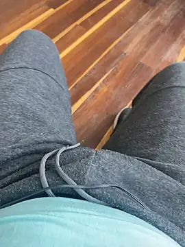 Snapshot of lunita069 chatting on 28, 2, 2026 lunita069 online show from 28, 2, 2026