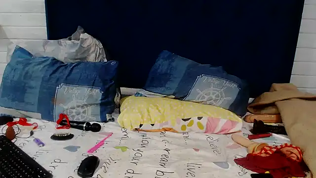 DarkCherryx online show from 9, 2, 2026