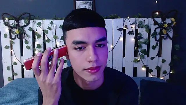 DUVAN MONTES online show from 21, 11, 2025