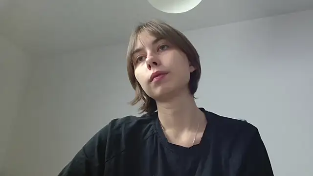 Dewkiss online show from 1, 12, 2025