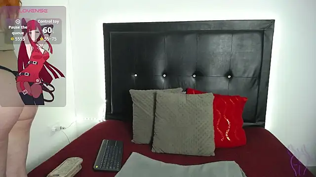 perla stone 20 online show from 11, 4, 2026