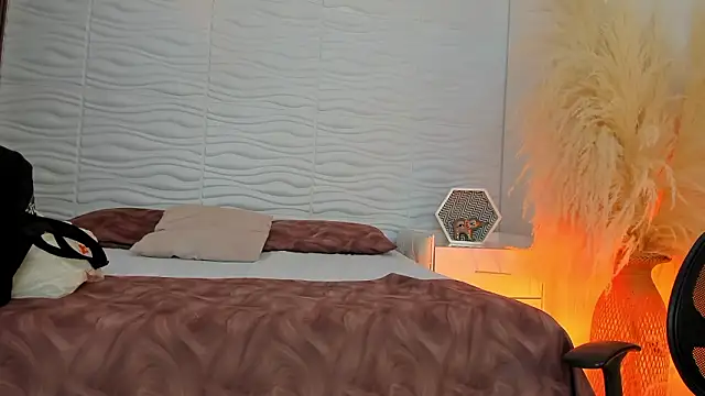 lilithDraven  online show from 19, 3, 2026