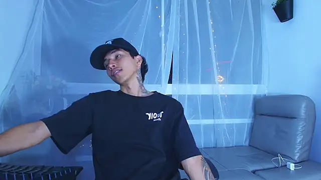 D3mon cock online show from 30, 11, 2025