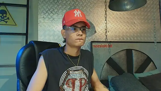 PeterSanders1 online show from 21, 11, 2025