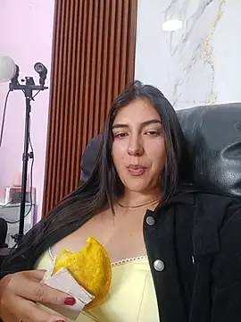 ViolettaWalton1 online show from 5, 12, 2025