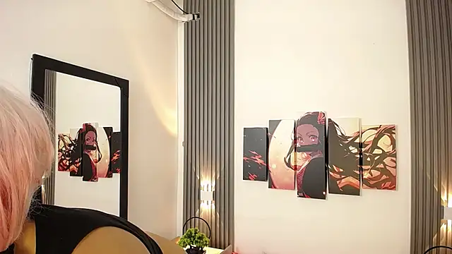 Kitsune chan18 online show from 18, 11, 2025