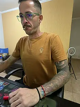 Lucasjandre online show from 17, 7, 2026