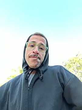 Snapshot of Lucasjandre chatting on 9, 5, 2026 Lucasjandre online show from 9, 5, 2026