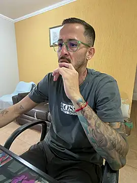 Snapshot of Lucasjandre chatting on 17, 5, 2026 Lucasjandre online show from 17, 5, 2026