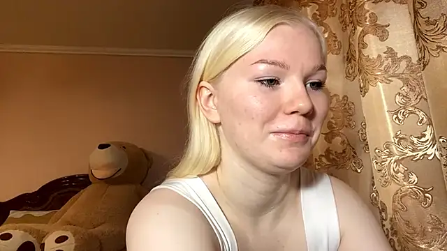 LynellMahe online show from 30, 11, 2025