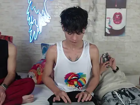 axel milo kairo and noa online show from 14, 11, 2025