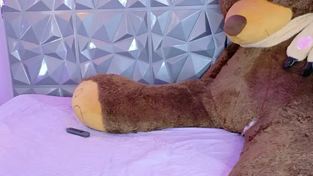 Ciara Lawrence online show from 29, 11, 2025