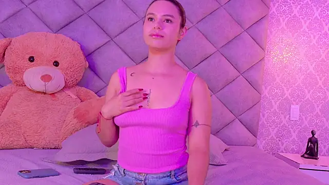 Ciara Lawrence online show from 20, 11, 2025